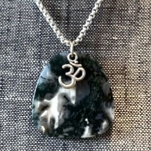 Agate Om Pendant Necklace Ohm Silver Charm Stone Hand Crafted New NWT